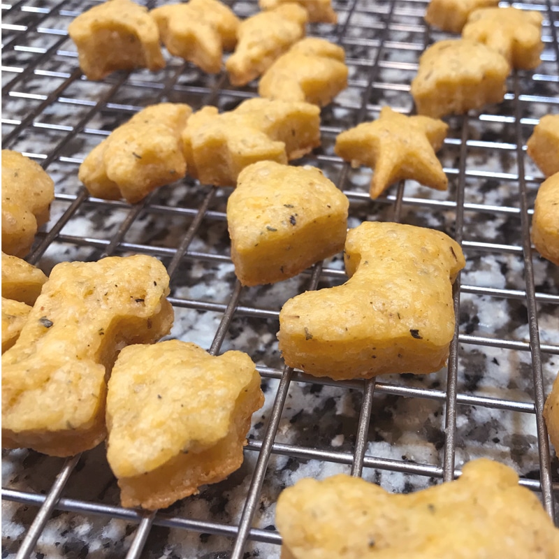 Homemade Cheese Crackers