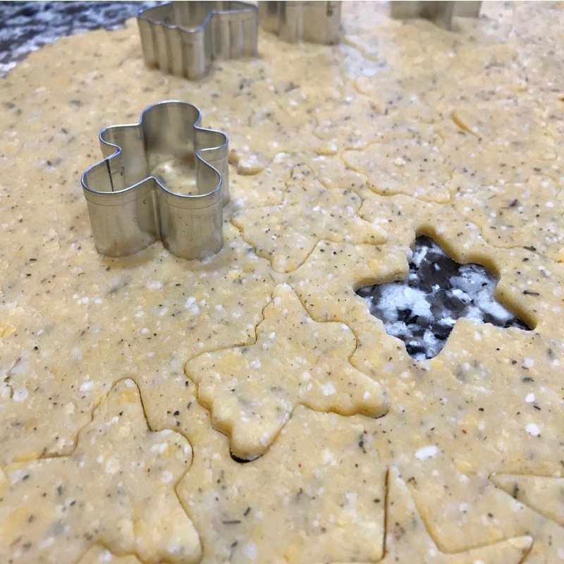 Homemade Cheese Crackers