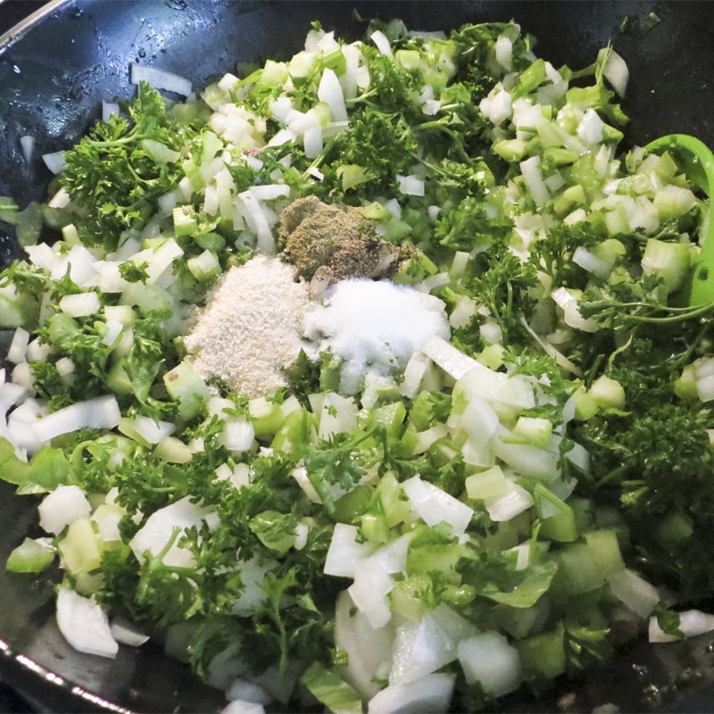 Fresh Cornbread Stuffing