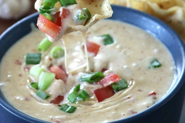 Favorite White Queso Dip